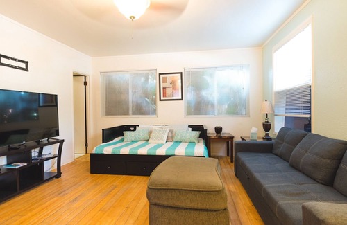Ocean Beach Casa | Another Bungalow by the Beach