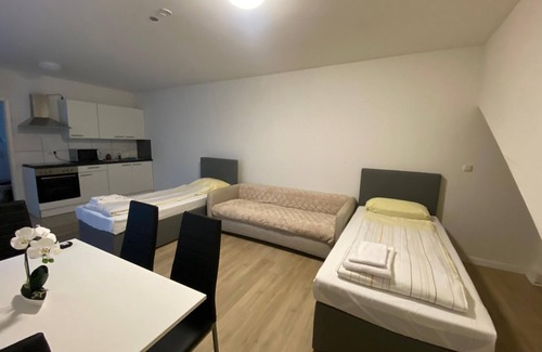 Neumuenster Casa | Anscharstraße 48 W1 - 1 bedroom