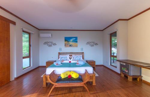 Mahe Island Hotel | Anse Soleil Beachcomber Hotel and Self Catering