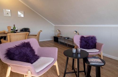 Spiekeroog Apartamento | Antares Spiekerooger Gästehaus-Penthouse mit Blick aufs Wattenmeer - Wohnung 9