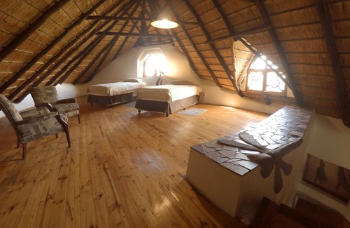 Umtshezi Cabina | Antbear Drakensberg Lodge