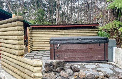 Volcano Casa | Anthurium Cottage