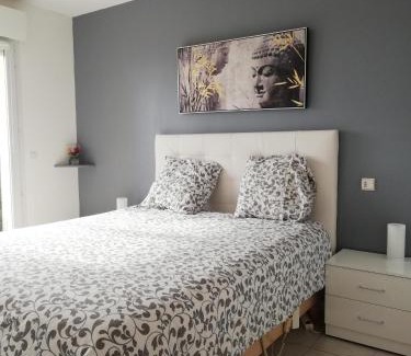 Golfe Juan Apartamento | Antibes T2 Vue mer 48m2 Terrasse Parking Piscine Plage