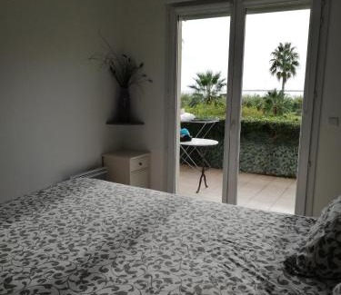 Golfe Juan Apartamento | Antibes T2 Vue mer 48m2 Terrasse Parking Piscine Plage