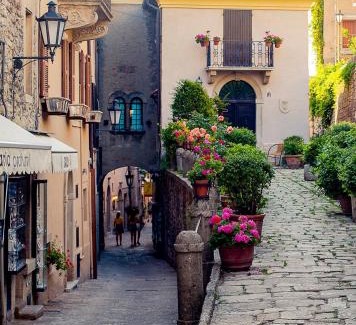 San Marino Cama Y Desayuno | antica bifora rsm