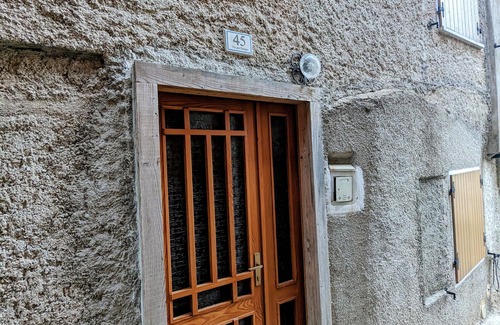 San Lorenzo in Banale Apartamento | Antica bottega ristrutturata alle pendici del Brenta
