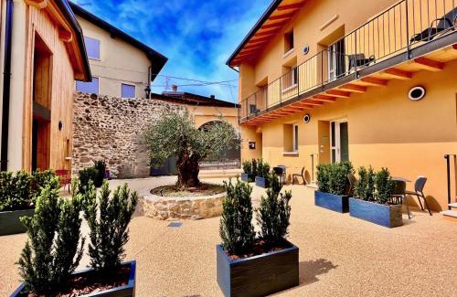 Crociale Casa | Antica corte - loft