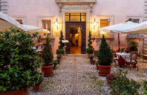 Trevi Complejo | Antica Dimora alla Rocca