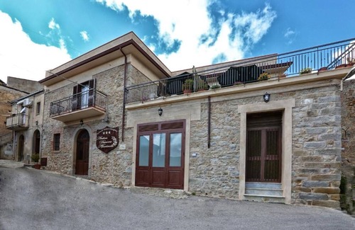 Ficarra Casa | Antica Dimora Marinelli Cav Restaurant