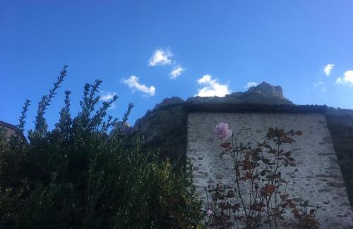 Parlasco Casa | Antica dimora tra i monti della Valsassina e il lago di Como!