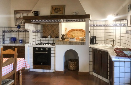 Poggiarello Casa | Antico Borgo San Lorenzo by Interhome