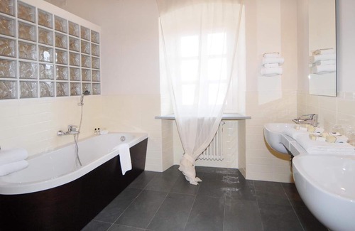 Saluzzo Hotel | Antico Podere Propano