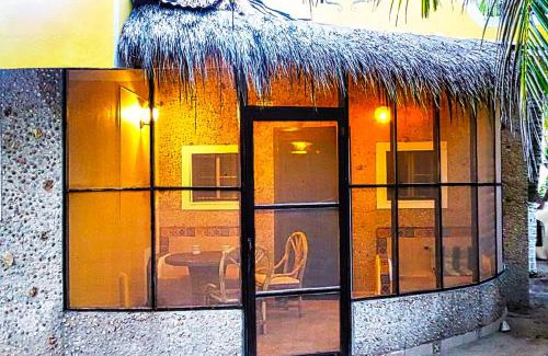 El Cuyo Cabina | Antigua Lodge, 70 m from sandy beach