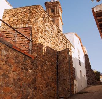 Valdelarco Casa | Antigua Panadería de Valdelarco, chimenea con horno 2 Hab 4 pers mas 2 max