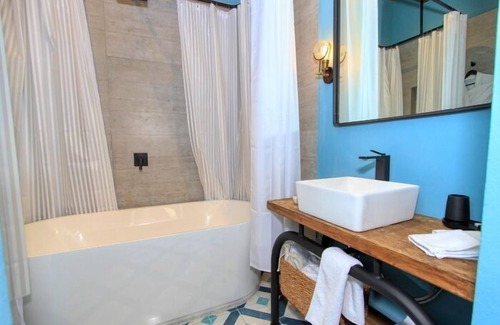 Zona Centro Hotel | Antigua Trece Hotel Fusión