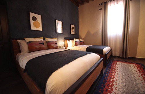 Zona Centro Hotel | Antigua Trece Hotel Fusión