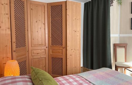 Groedig Apartamento | Antik Chic mit Gartenblick