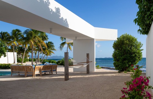 West End Village Villa | Impresionante villa de lujo frente al mar