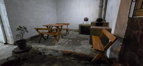 Santa Ana Casa | Antique Luna