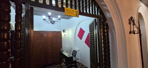 Santa Ana Casa | Antique Luna