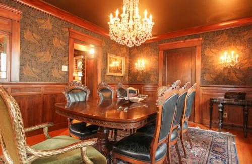 Guerneville Casa | Antler River Lodge