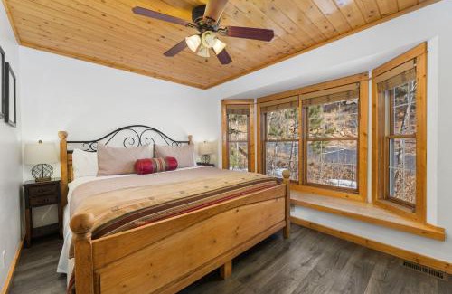 Fall River Estates Casa | Antlers Pointe 1 by Estes Park Condos