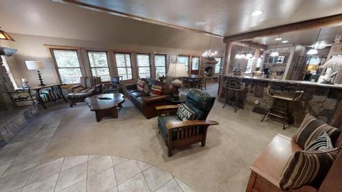 Taos Ski Valley Casa | Antlers Riverside Lodge