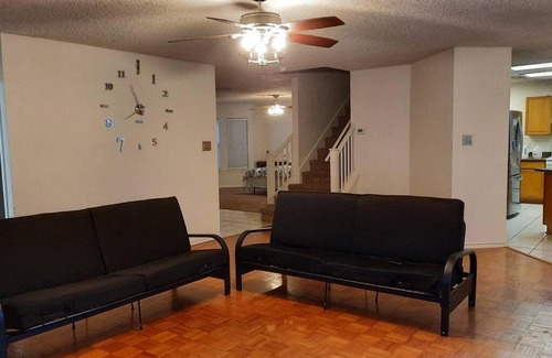 Wetmore Casa | Antonio's nice 5-bedroom house