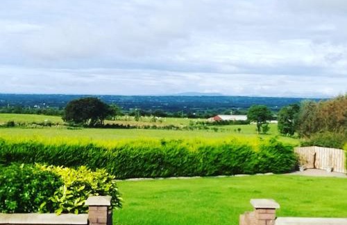 Boardmills Cama Y Desayuno | Antrim Heights Estate