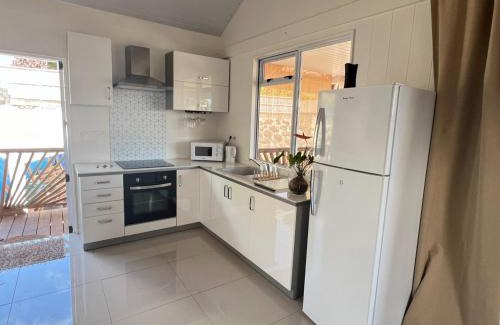 Faaa Casa | Anuarii Lodge Cash only