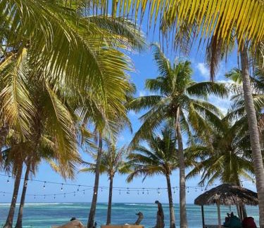Rote Island Complejo | Anugerah Surf & Dive