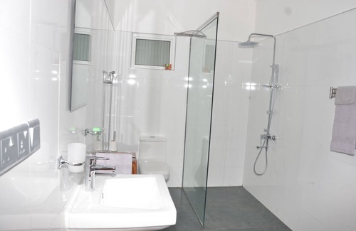 Seeduwa - Katunayake Hotel | Anuhas Airport Villas