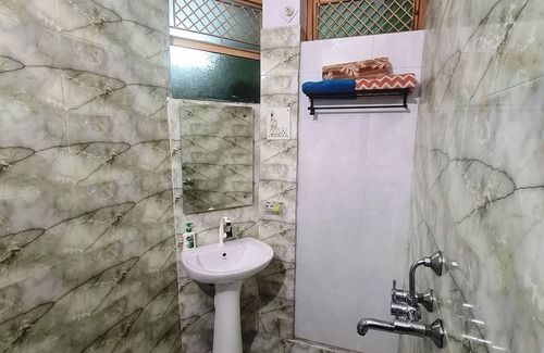 Agra Casa | Anukampa paying guest house