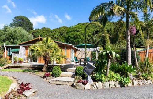 Tryphena Cabina | Aotea Lodge Escape Packages
