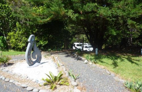 Tryphena Cabina | Aotea Lodge Escape Packages