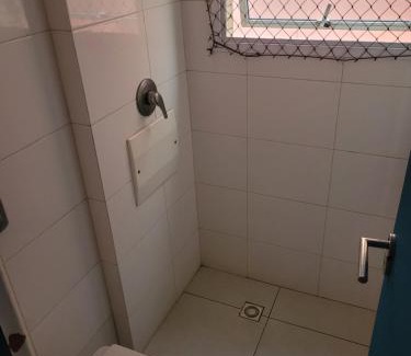 Jose Menino Apartamento | Apê 50 metros da praia com wifi e garagem