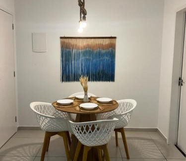 Praia Grande Apartamento | Apê Azul Arraial - Recém reformado pronto para uso