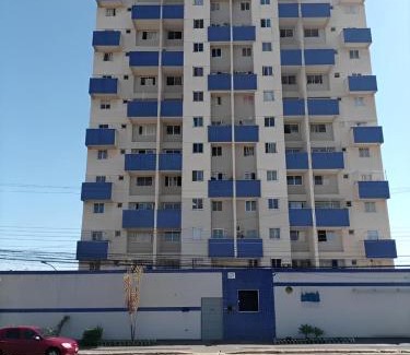 Samambaia Apartamento | Apê Família Feliz - Lazer e Conforto com Varanda - Até 5P