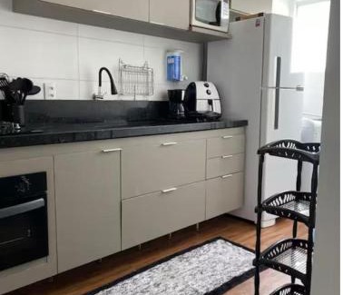 Caruaru Apartamento | Apê moderno com Ar, Wi-Fi, máquina de lavar, garagem e portaria 24h- completo e confortável!