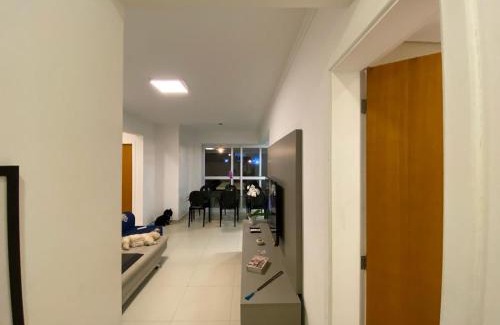 Enseada Apartamento | Ap à 200m da praia - até 9 pessoas