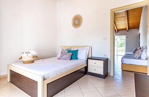 Himare Apartamento | Ap 7 - Villa Goro wPool, Views, Kitchen & Parking