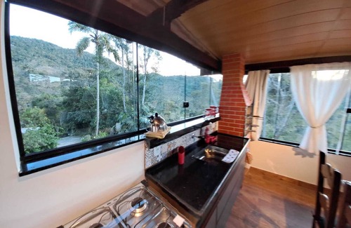 Teresopolis Cabaña | Apto. Panorâmico Master em Teresópolis,hidromassagem, Dentro do Parque Florestal