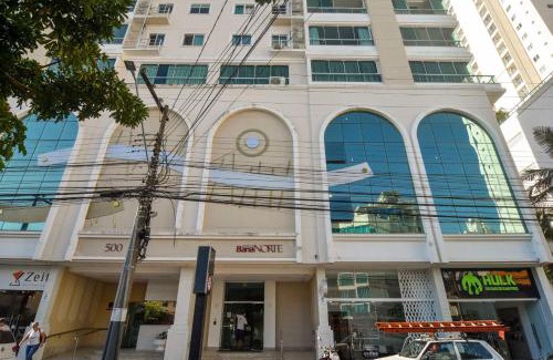 Pioneiros Apartamento | Ap Moderno 550m da Roda Gigante em Pioneiros P2376