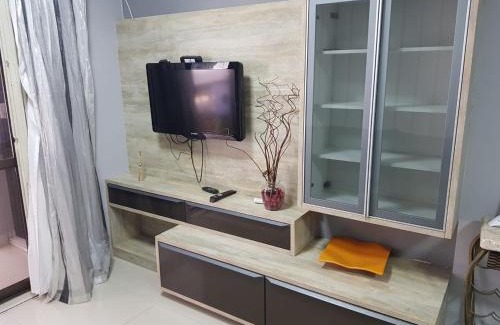 Castelo Branco Apartamento | Ap rua 255 Meia Praia Itapema 10 metros Mar