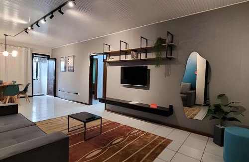 Sao Miguel Do Oeste Apartamento | AP101 - Amplo AP no centro c/AC
