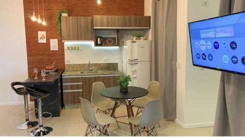 Zona 01 Apartamento | AP1203 . CONFORTO, PRATICIDADE E LOCALIZAÇÃO