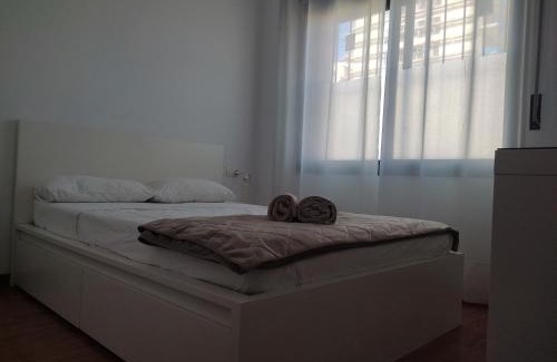 Badalona Apartamento | Ap4Us B1 - Apartment for us - Sightseeing & Beach near to Barcelona