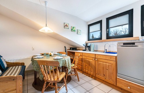 Friedrich-Wilhelm-Luebke-Koog Apartamento | Apartment 'Ferienwohnung Möwe' with Shared Garden and Wi-Fi