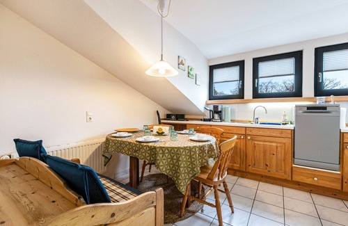 Friedrich-Wilhelm-Luebke-Koog Apartamento | Apartment 'Ferienwohnung Möwe' with Shared Garden and Wi-Fi