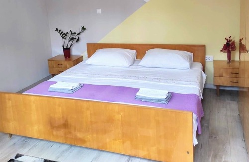 Sodici Apartamento | Apartment Silvermoon - 10 minute walk from beaches in Kostrena